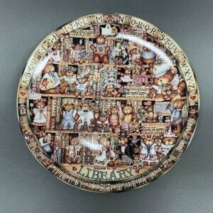 The Bradford Exchange Welcome to the Libeary Collectible Plate No. 5327B -8 1/8"